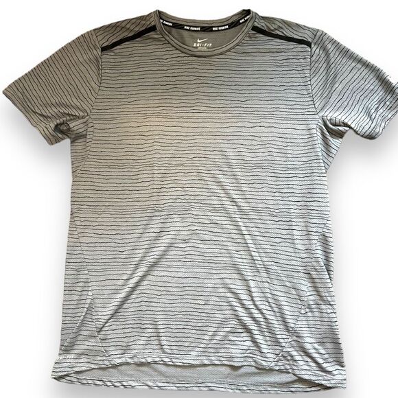 Nike Mens Dri-Fit Running Shirt Short Sleeve Fitted Gray Striped Large - Picture 1 of 13